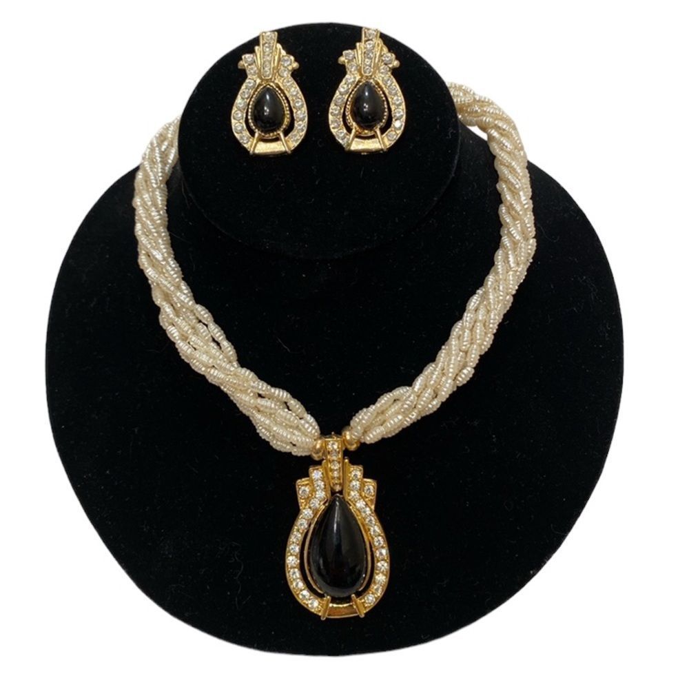 Vintage Multi Strand Pearl Choker Necklace And Earrings - Picture 2 of 12